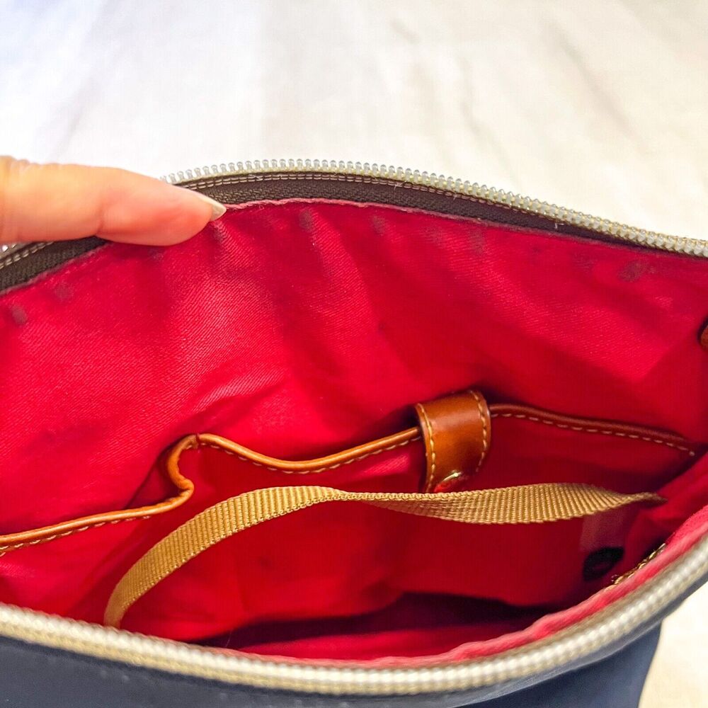 Dooney and Bourke Nylon Cross Body Bag Navy Blue with Red Lining - Picture 10 of 16